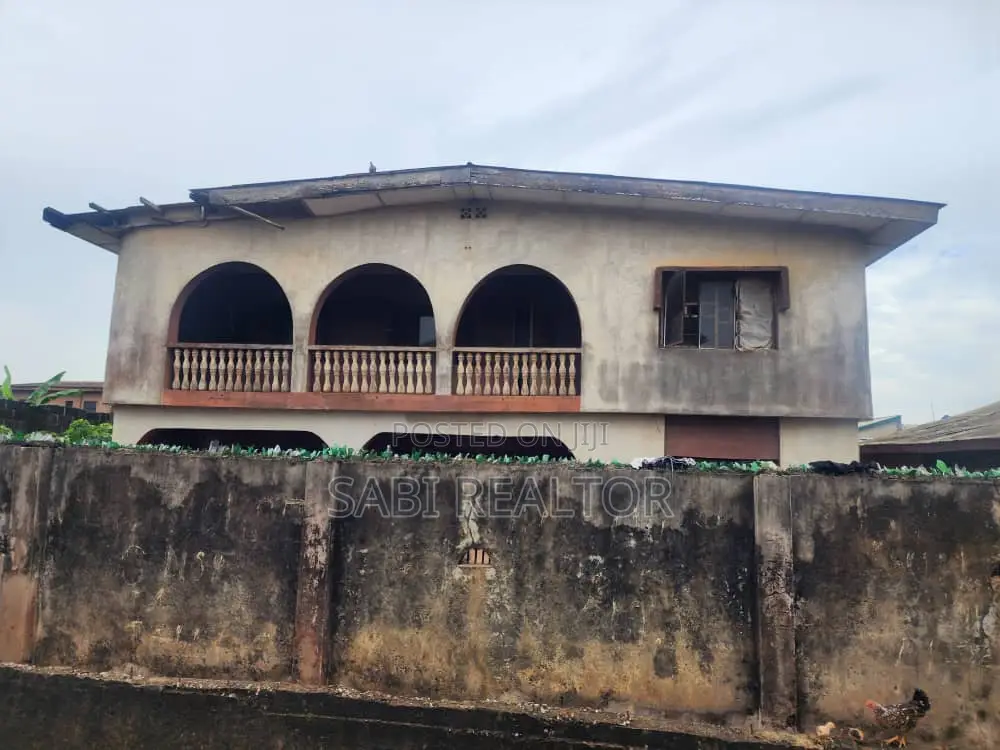 3bdrm Block of Flats in Ajelanwa, Baruwa for sale in Baruwa