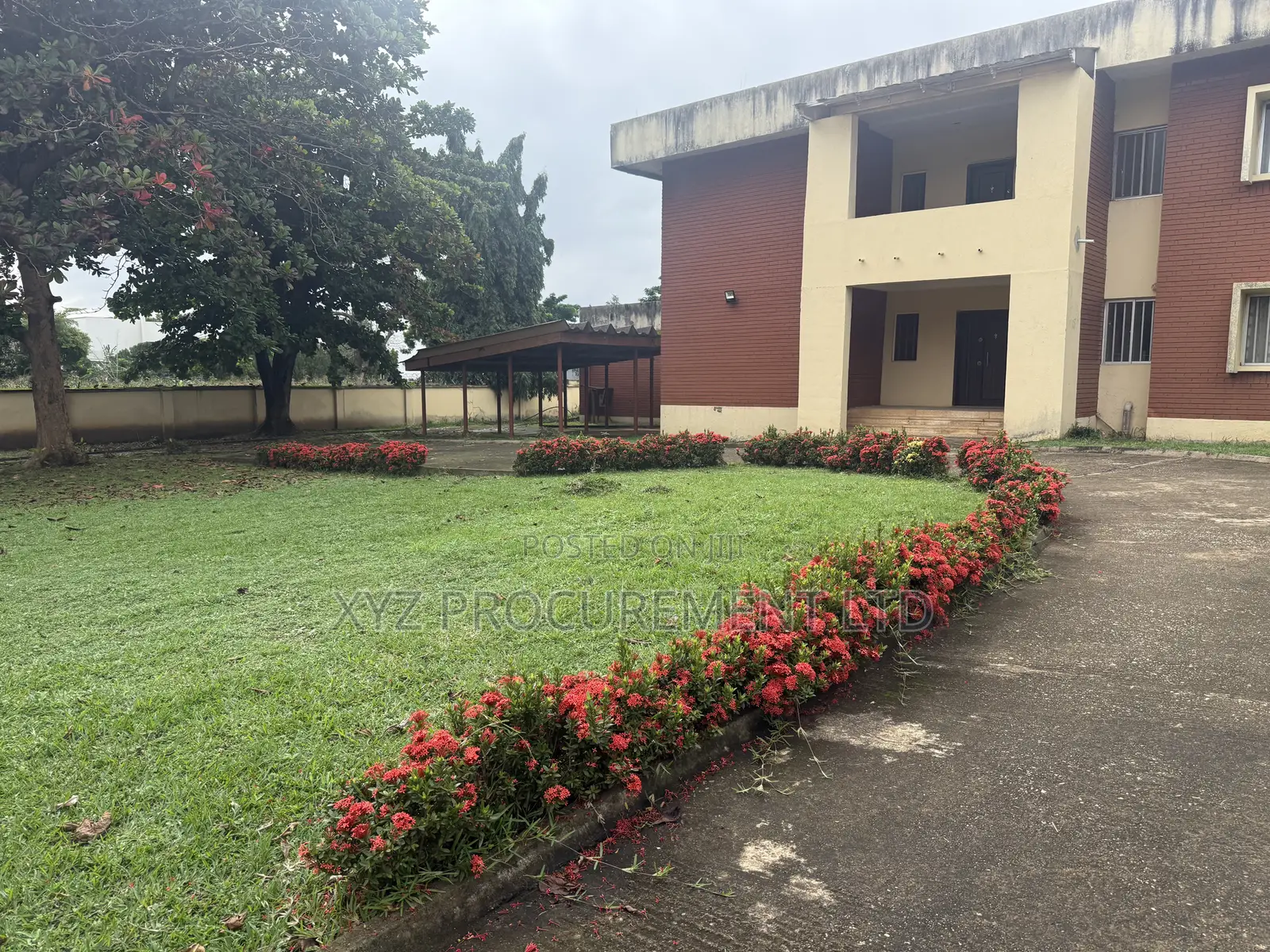 9bdrm Duplex in Aso Drive, Maitama for sale in Maitama