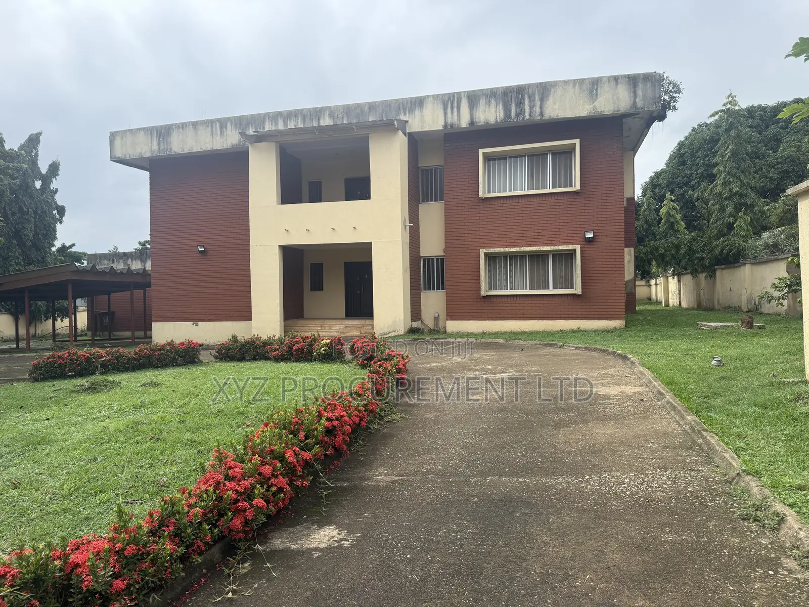 9bdrm Duplex in Aso Drive, Maitama for sale in Maitama