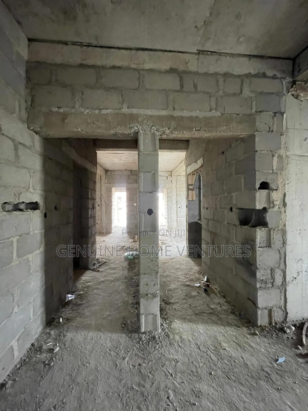 2bdrm Apartment in Surulere for sale in Surulere