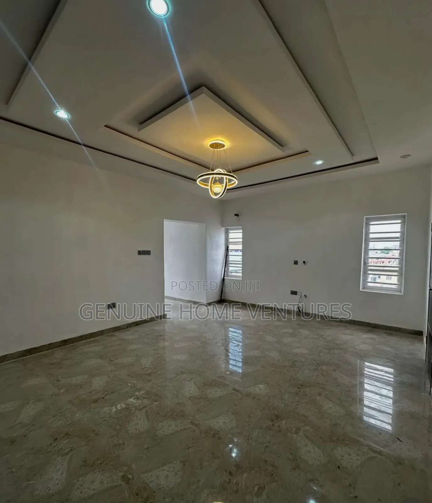 3bdrm Apartment in Obafemi Awolowo Way for sale in Obafemi Awolowo Way