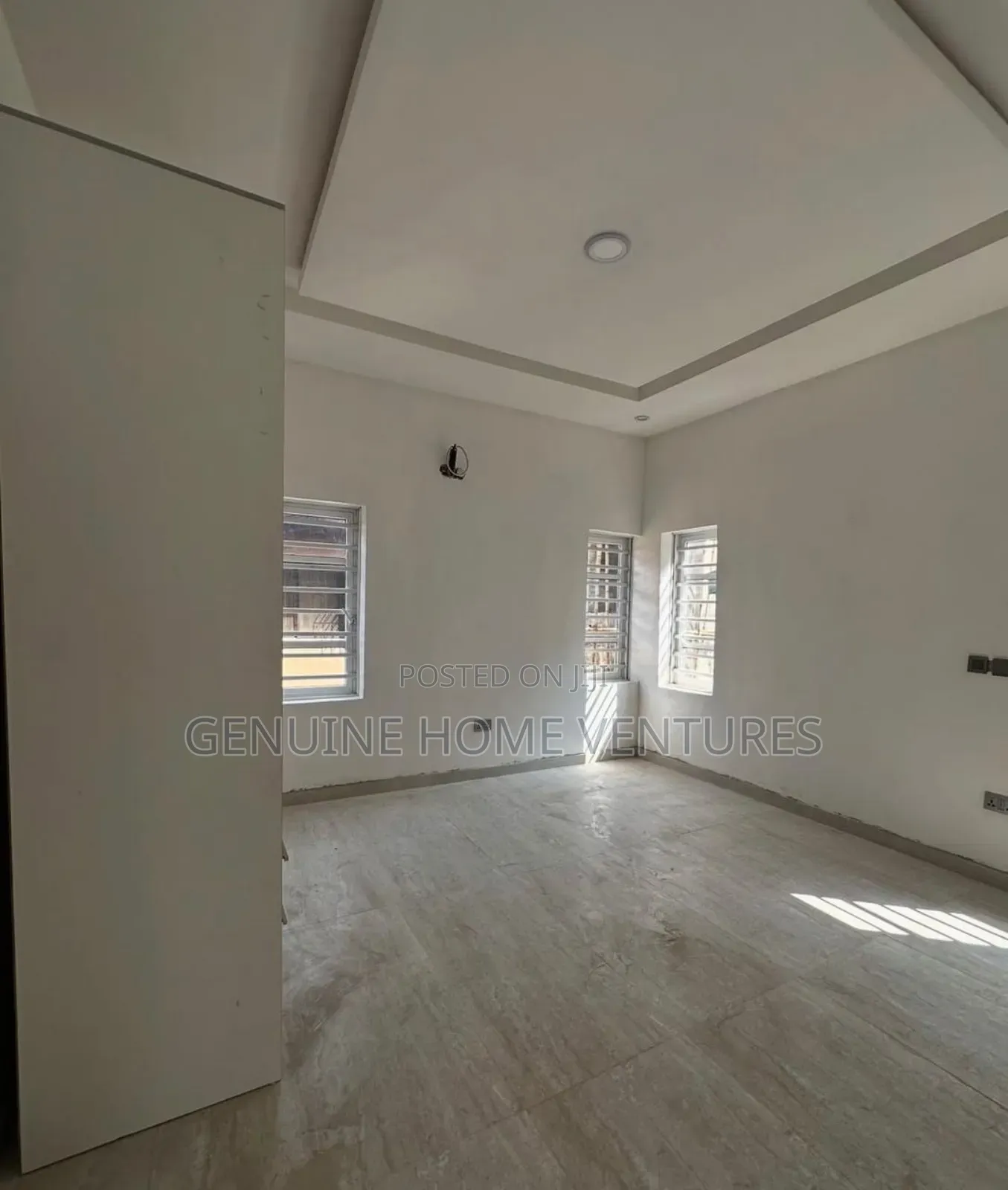 3bdrm Apartment in Obafemi Awolowo Way for sale in Obafemi Awolowo Way