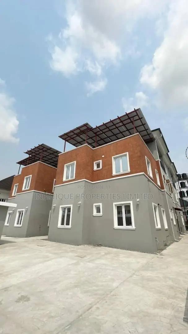 3bdrm Duplex in Lekki Phase 1 for sale in Lekki Phase 1