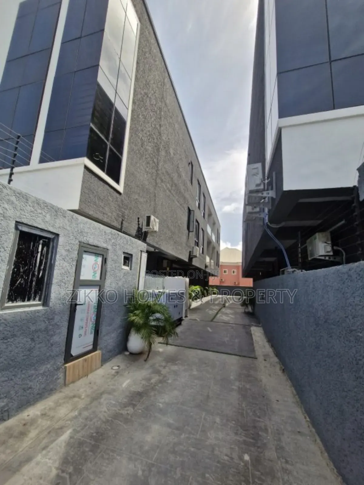 4bdrm Townhouse/Terrace in Lekki for sale in Lekki