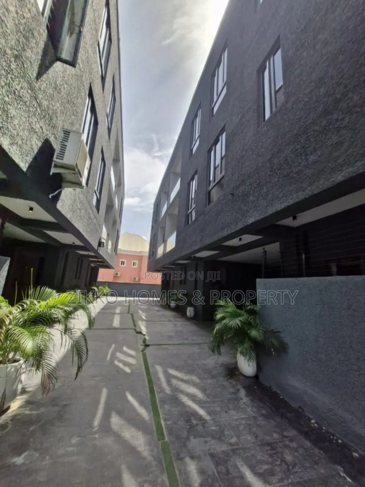 4bdrm Townhouse/Terrace in Lekki for sale in Lekki
