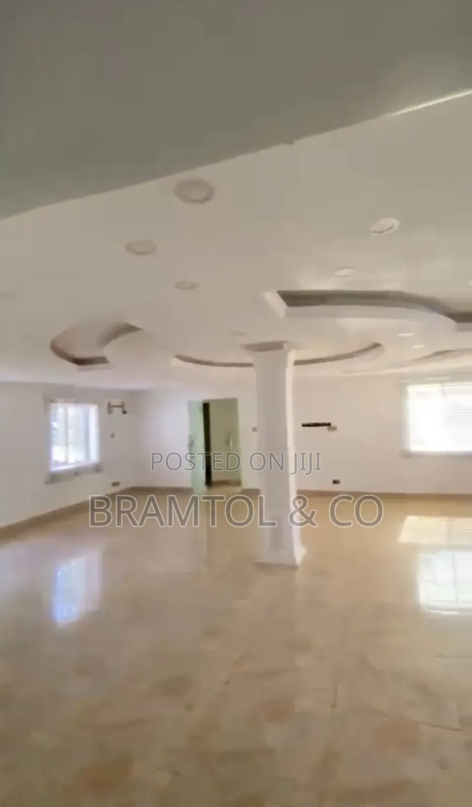 8bdrm Duplex in Wuse 2 for sale in Wuse 2