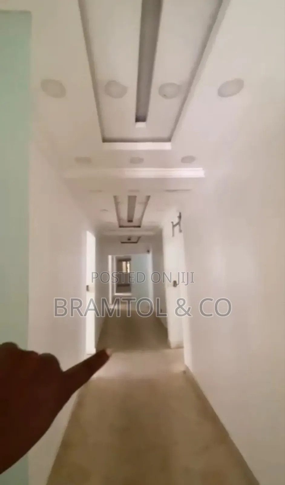 8bdrm Duplex in Wuse 2 for sale in Wuse 2