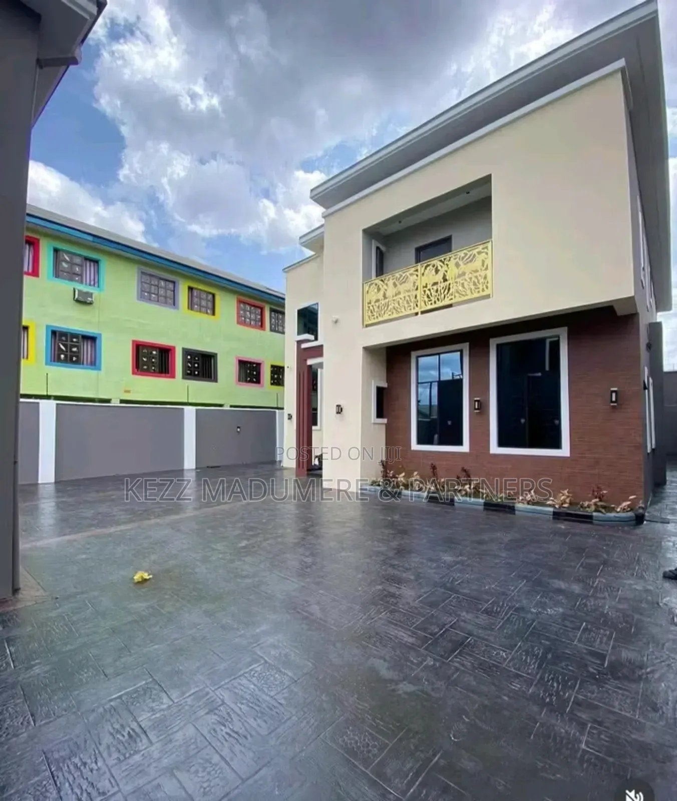 5bdrm Duplex in Within  Woji , Port for sale in Woji