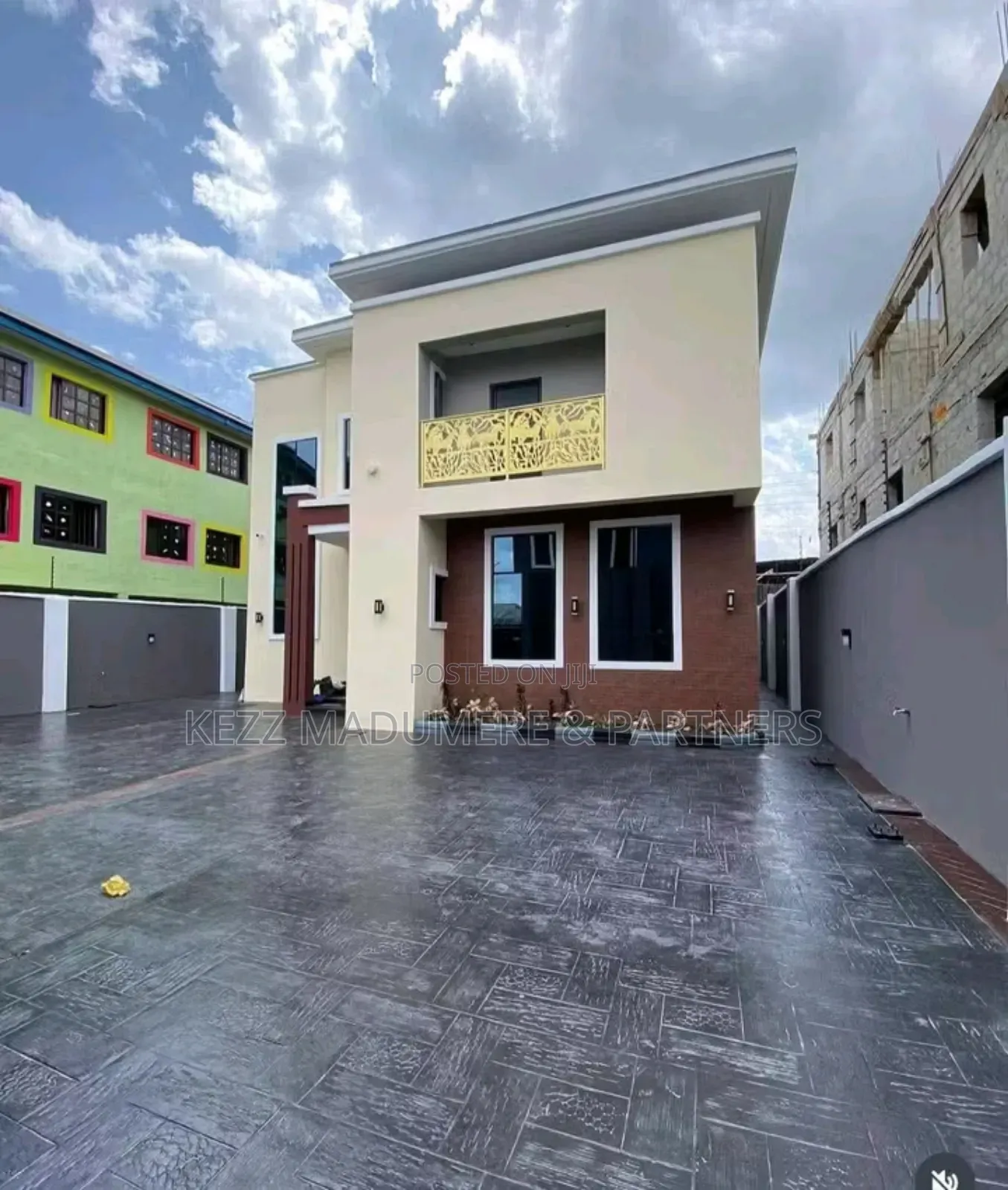 5bdrm Duplex in Within  Woji , Port for sale in Woji