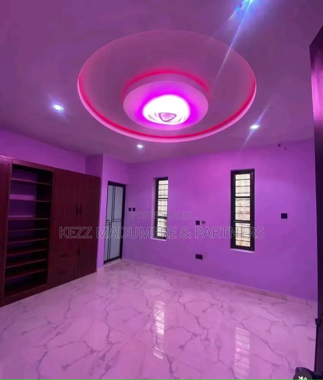 5bdrm Duplex in Within  Woji , Port for sale in Woji