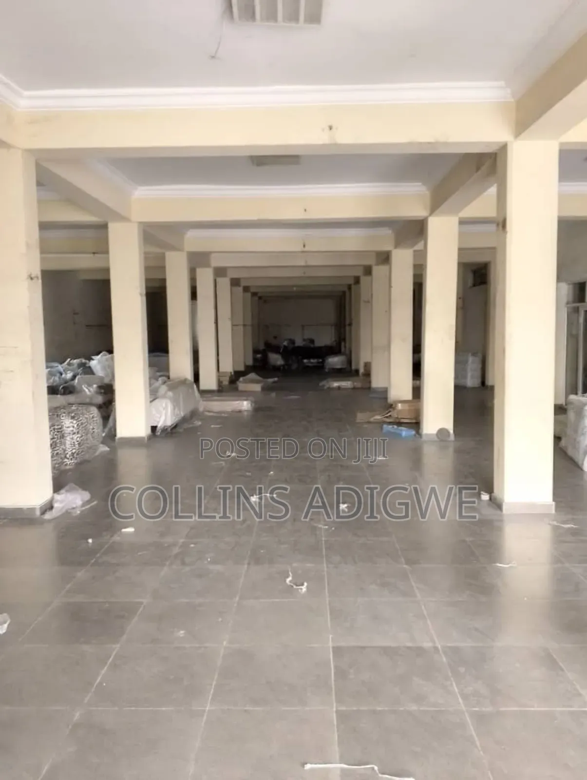 600sqm Showroom in Sangotedo