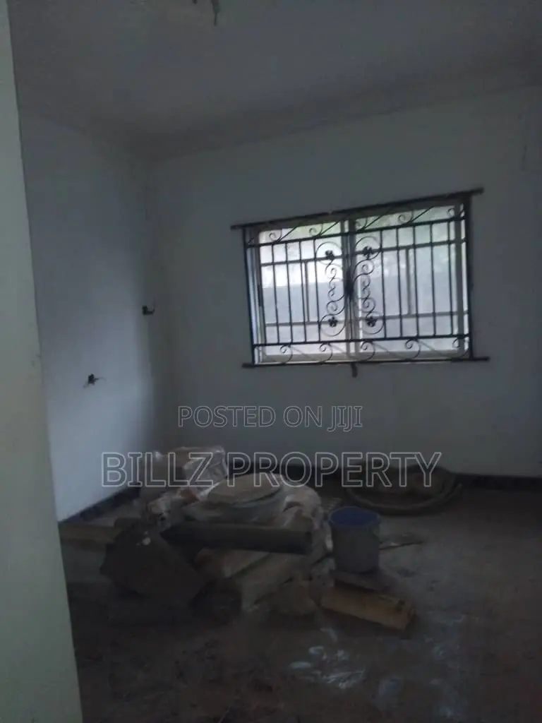 3bdrm Apartment in Manna Estate, Abule Egba for sale in Abule Egba