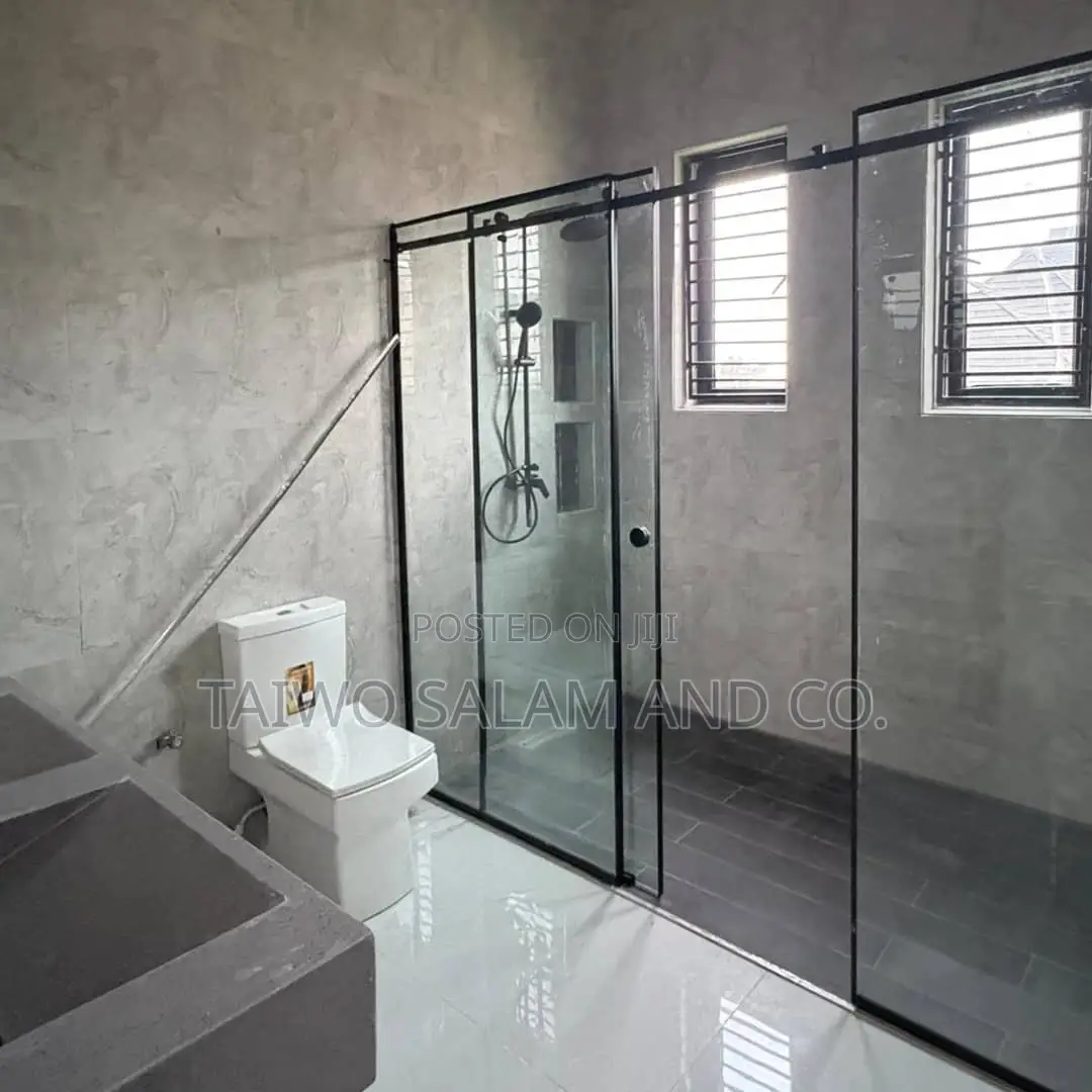 3bdrm Duplex in Akobo for sale in Akobo