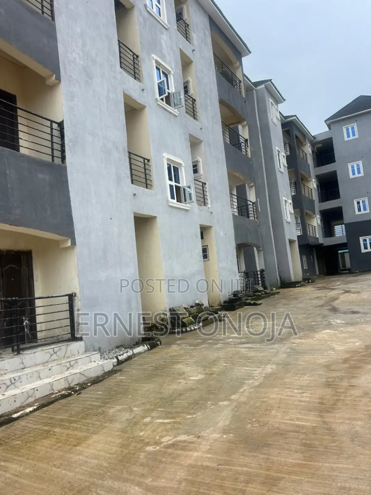 3bdrm Block of Flats in Lifecamp for sale in Life Camp