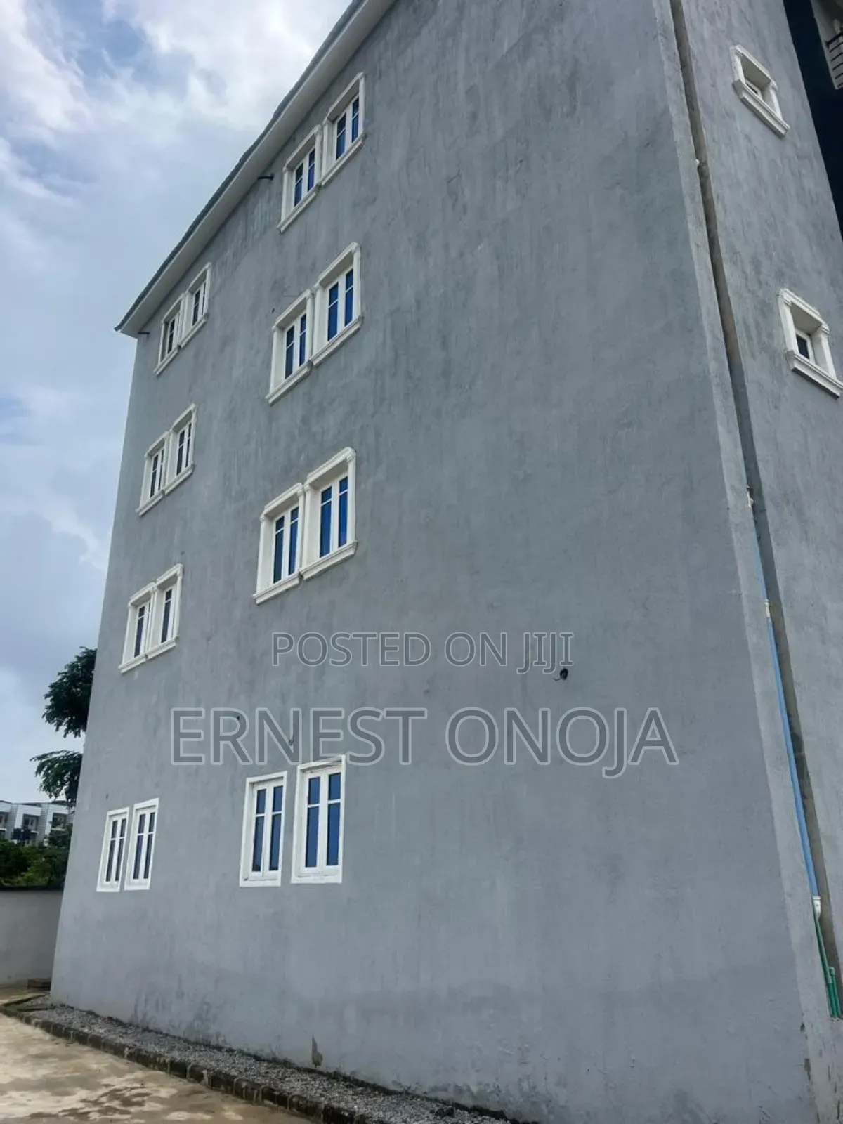 3bdrm Block of Flats in Lifecamp for sale in Life Camp