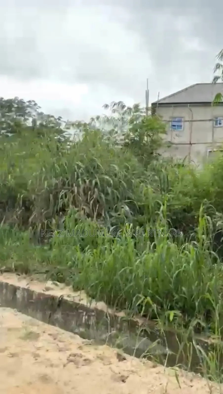 For Sale : 1 Plot at Radio Estate Nta Road Ph in Port-Harcourt