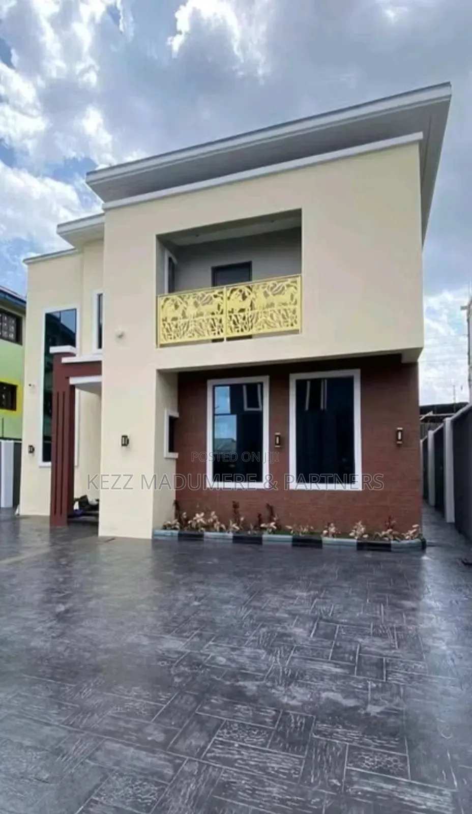 5bdrm Duplex in Within  Woji , Port for sale in Woji