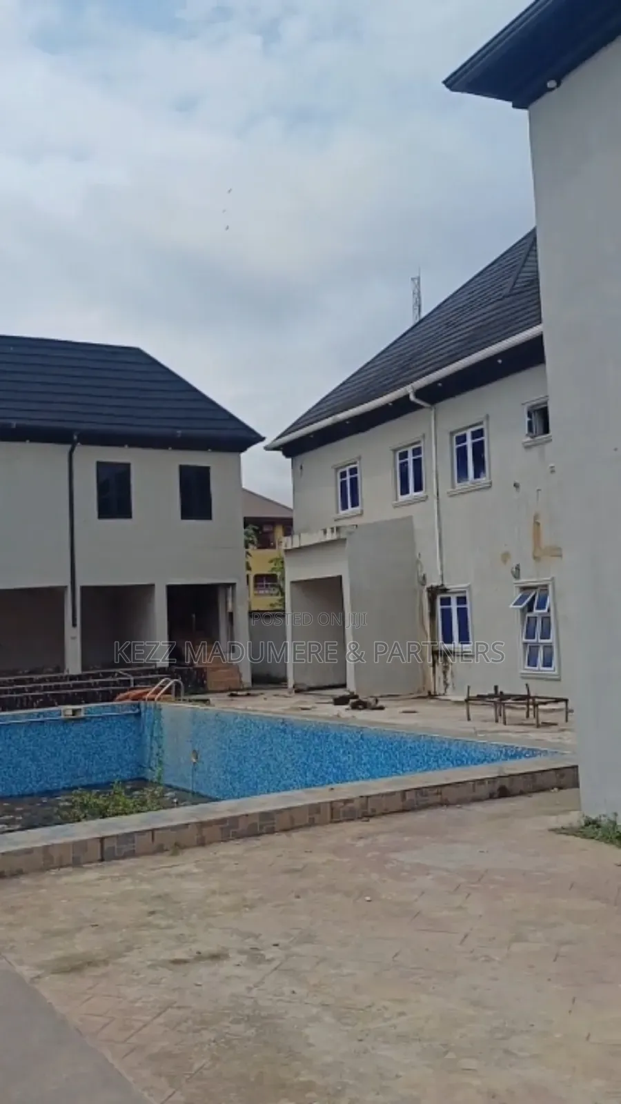For Sale: 26 Rooms Hotel in Owerri Imo State in Owerri
