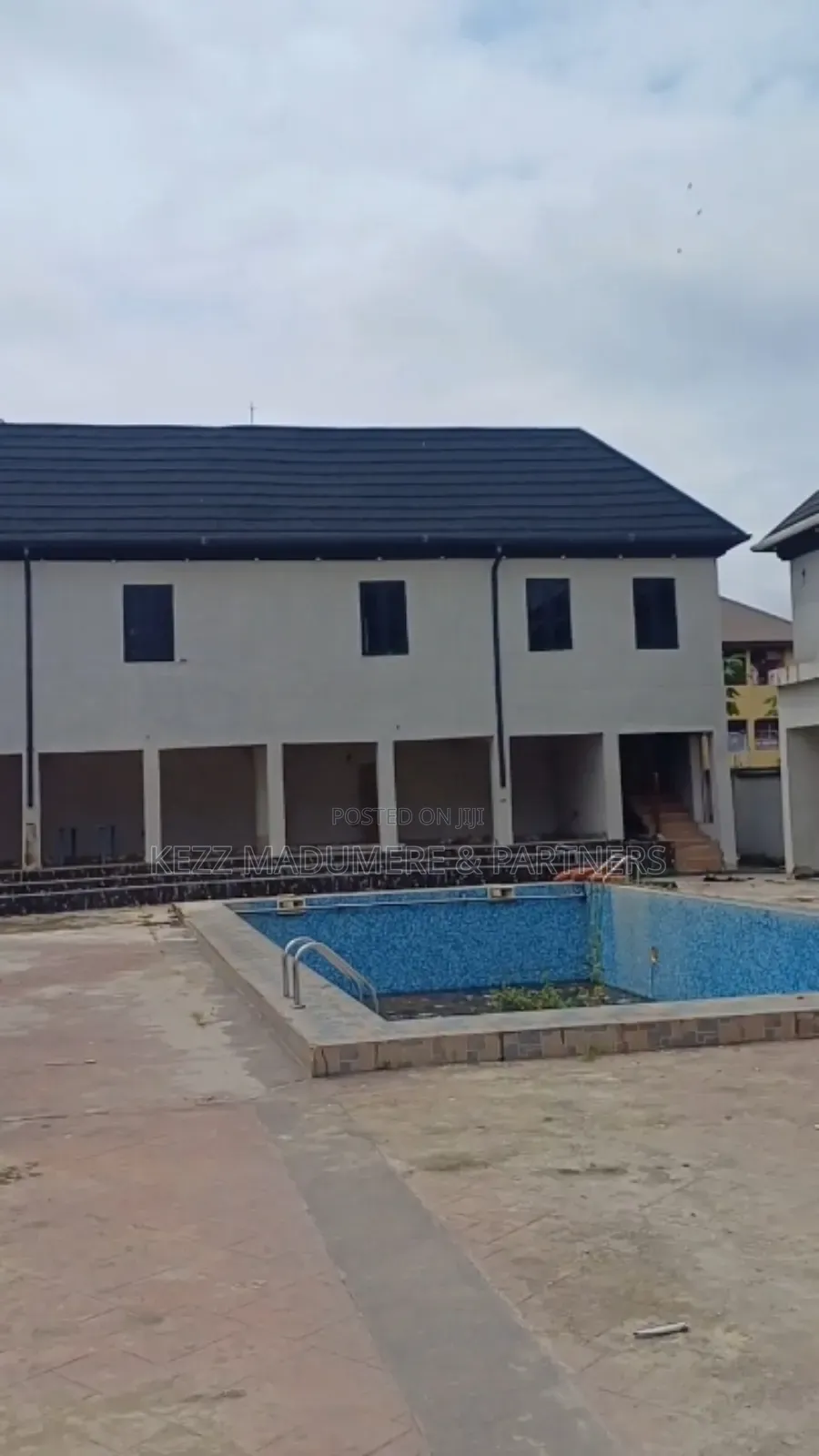 For Sale: 26 Rooms Hotel in Owerri Imo State in Owerri