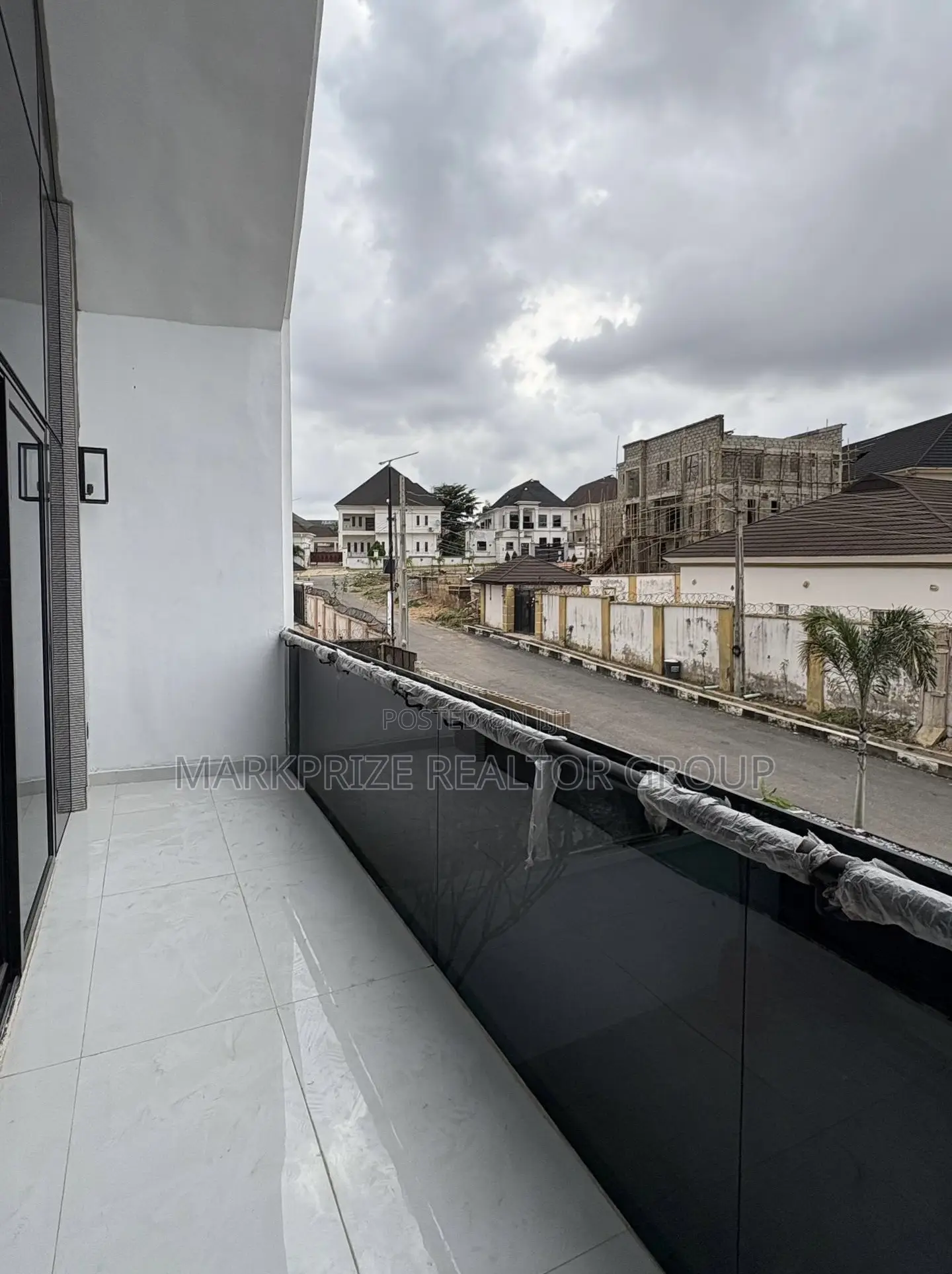 3bdrm Duplex in Kolapo Ishola Gra, for sale in Ibadan