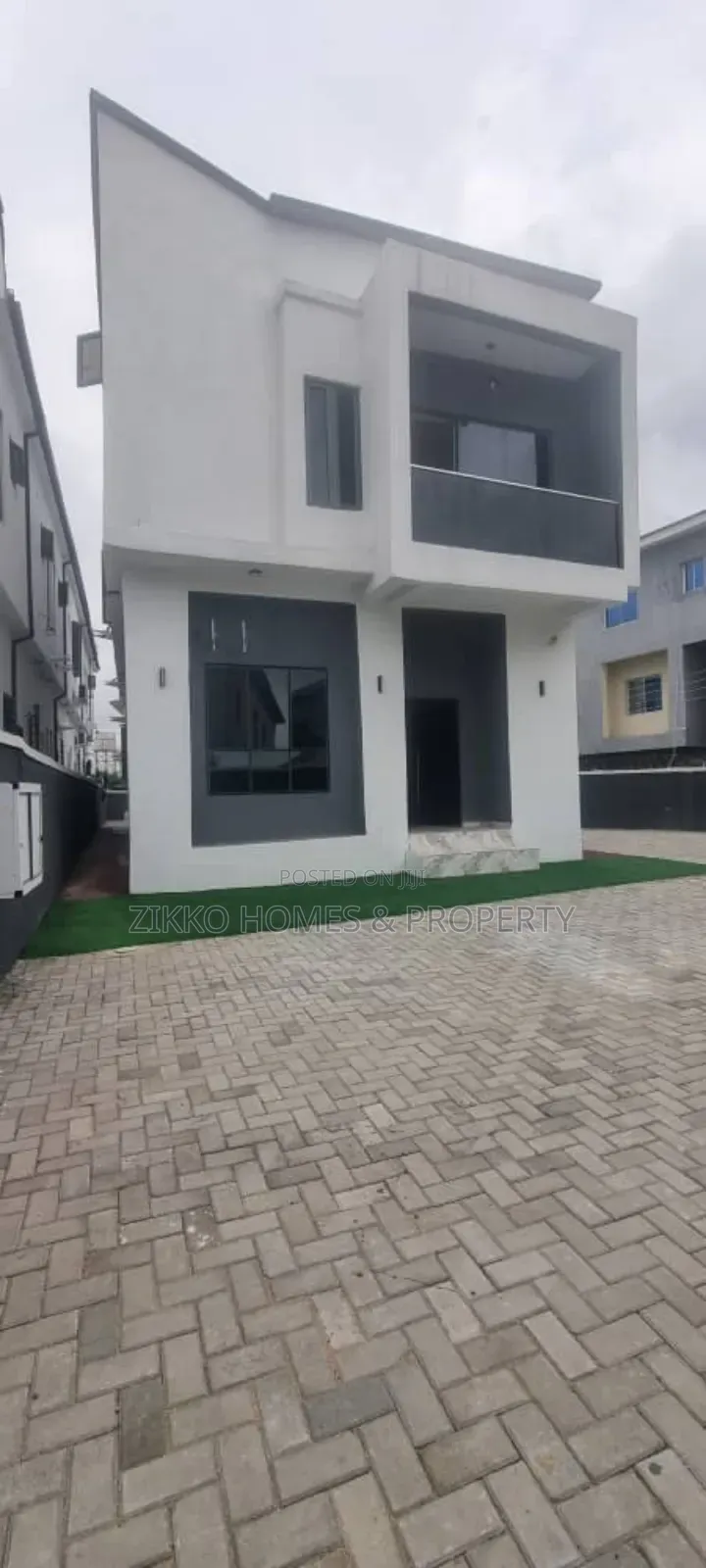 4bdrm Duplex in Ajah for sale in Ajah