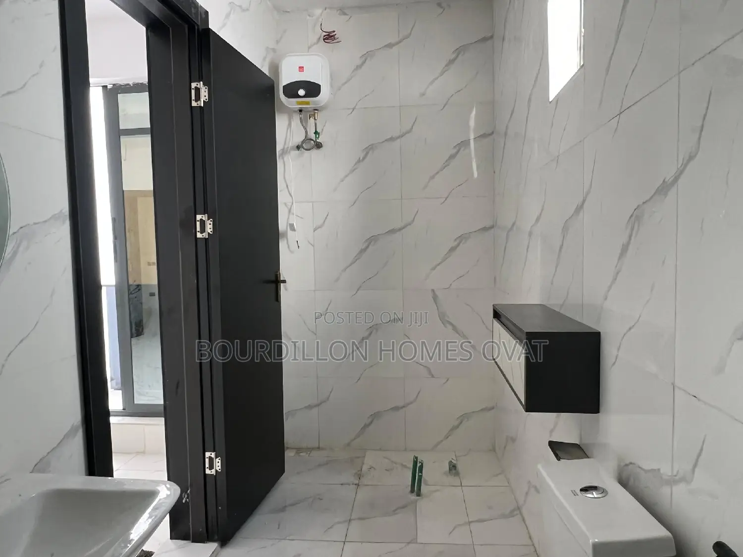 4bdrm Duplex in Ikota for sale in Ikota