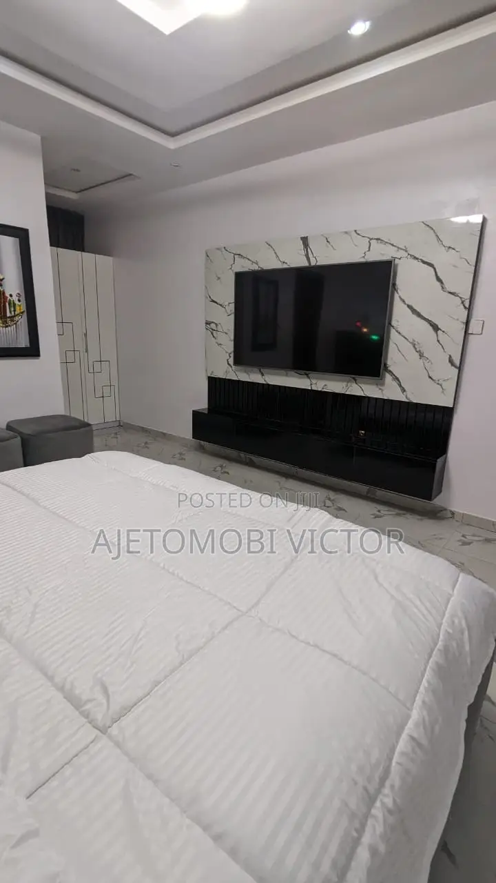 Luxury 3bedroom Apartment With Ps5 in Agungi