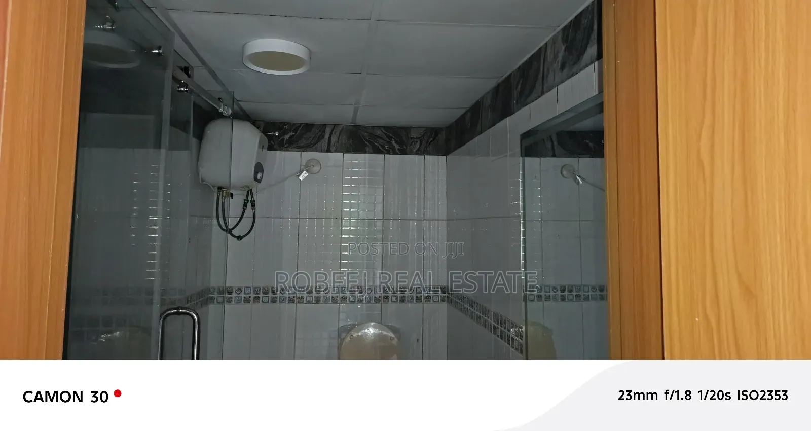 3bdrm Block of Flats in Lekki Expressway for rent in Lekki Expressway