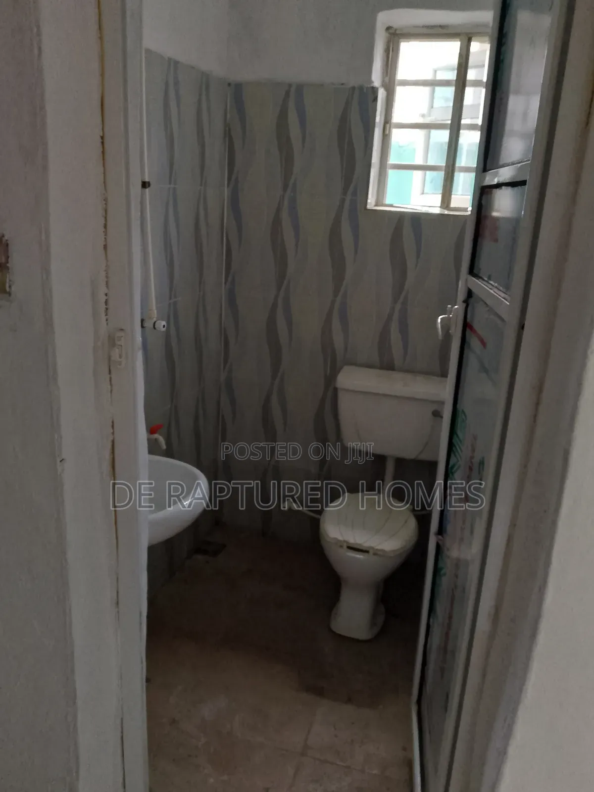 2bdrm Apartment in Abiola Farm Estate, Ayobo for rent in Ayobo