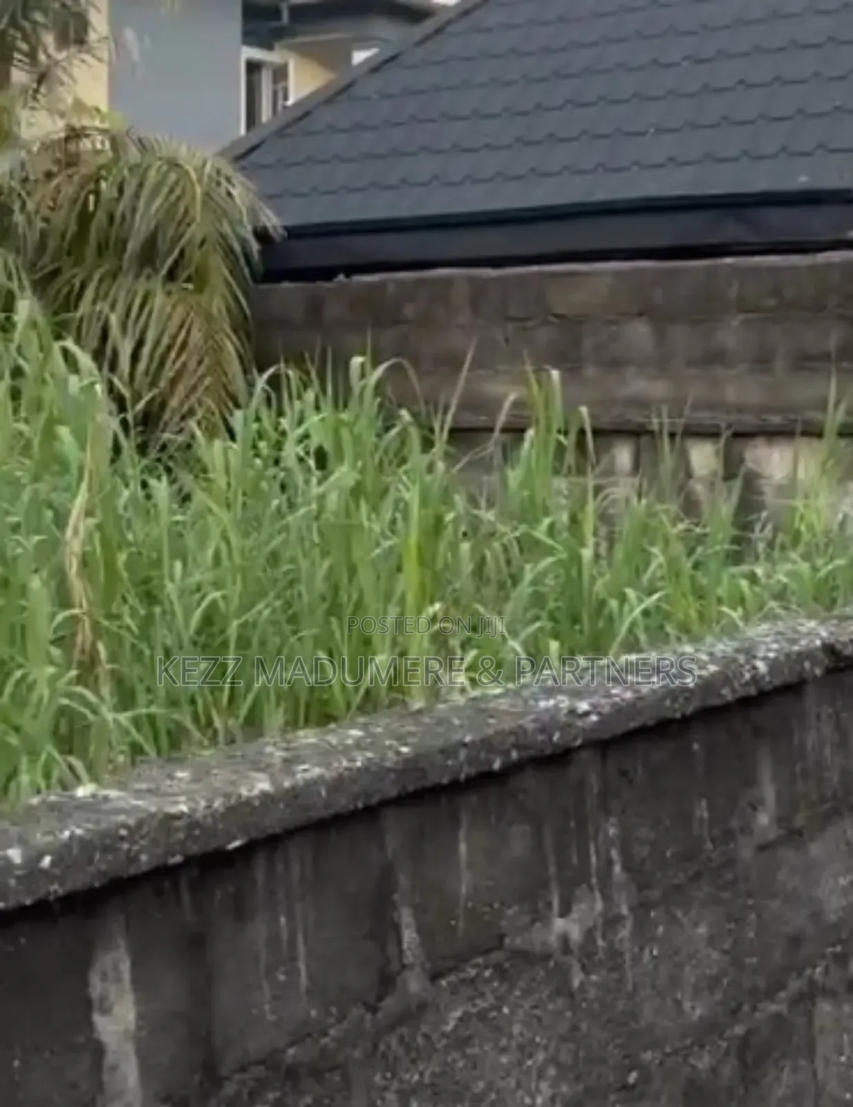 For Sale : A Fenced/ Gated 1 Plot Off Sani Abacha Rd,New Gra in Port-Harcourt