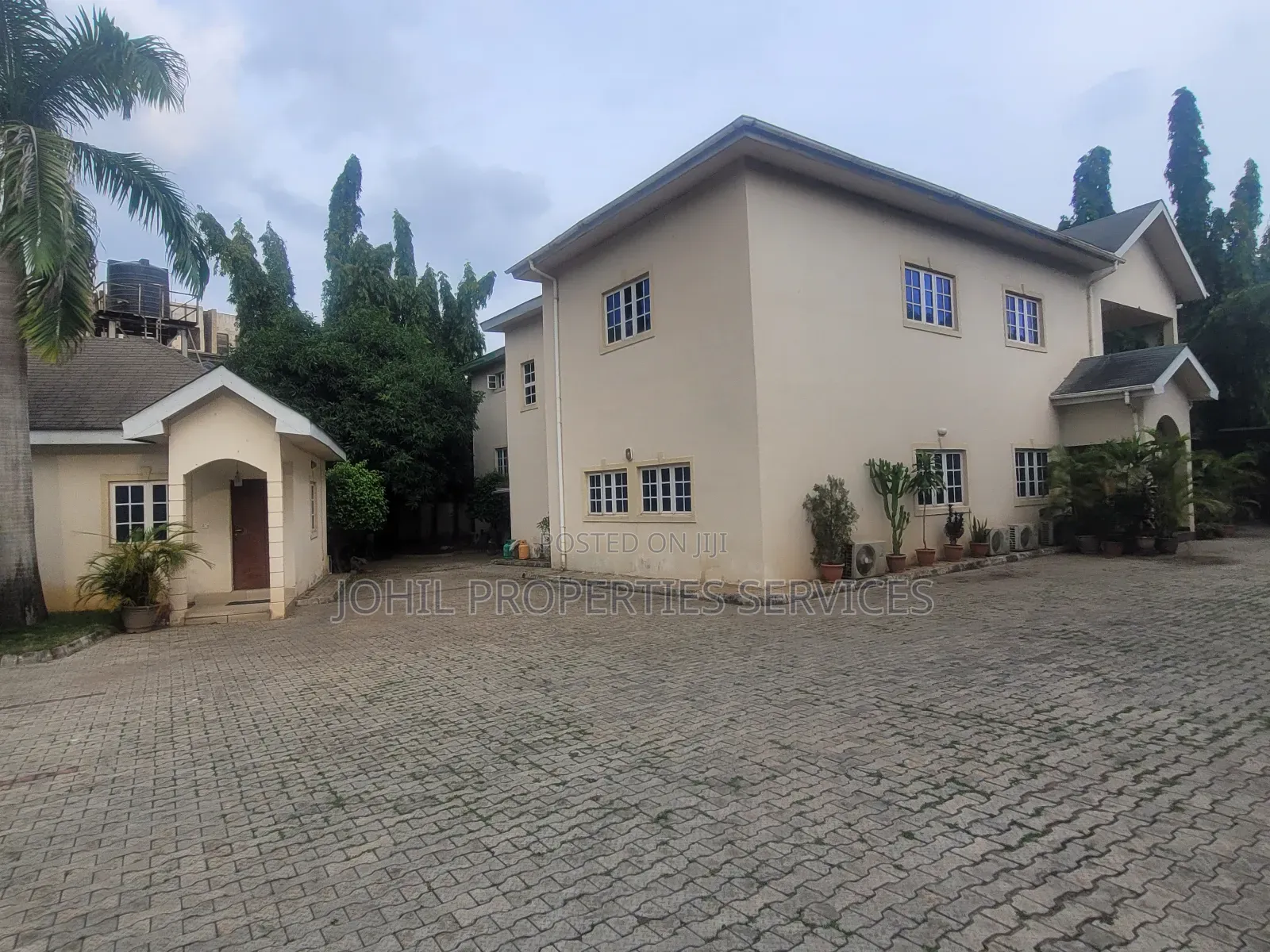 7bdrm Duplex in Maitama for sale in Maitama