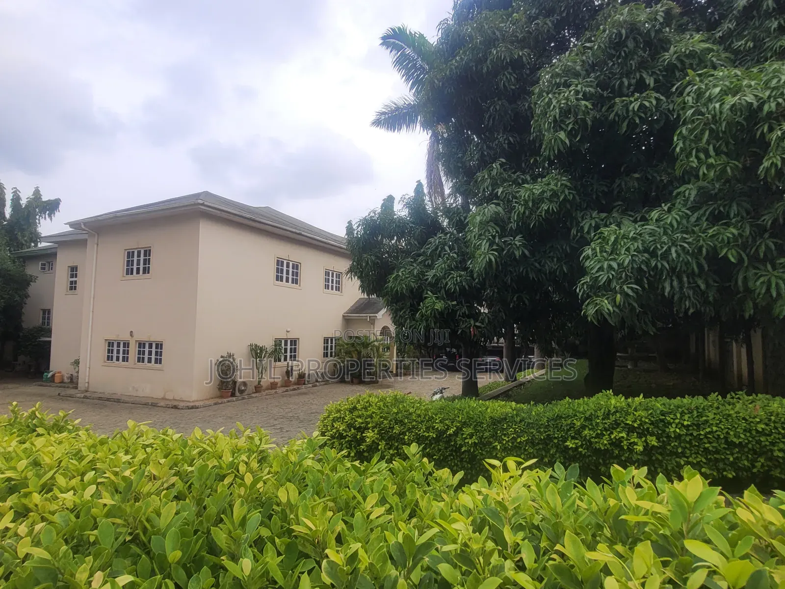 7bdrm Duplex in Maitama for sale in Maitama