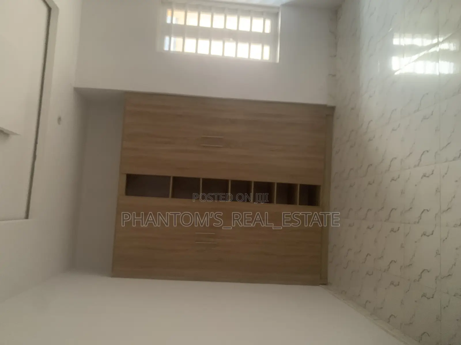 2bdrm Block of Flats in Limit, Benin City for sale in Benin City