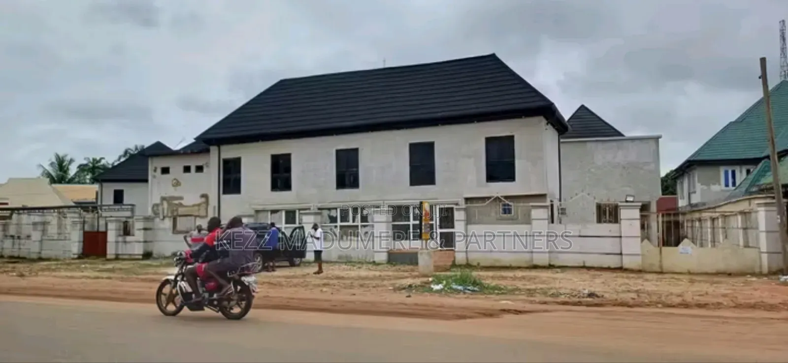 For Sale: 26 Rooms Hotel in Owerri Imo State in Owerri