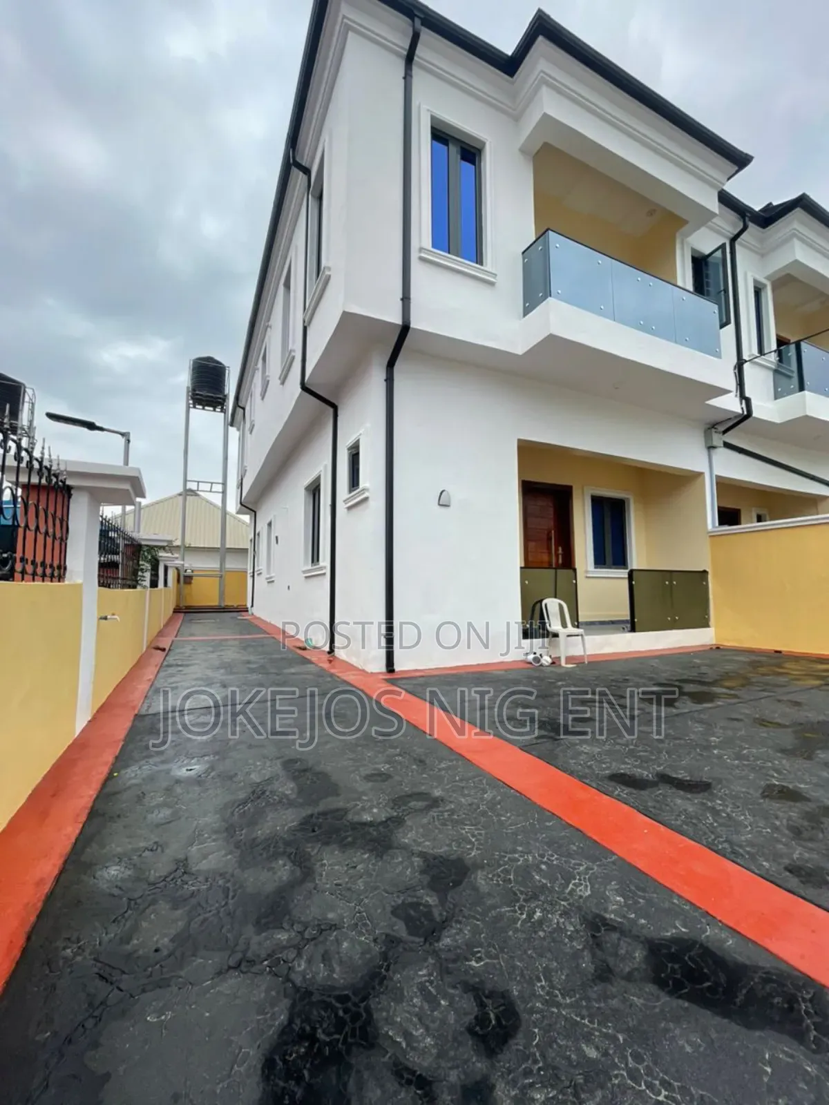 3bdrm Duplex in Richland Estate for sale in Bogije