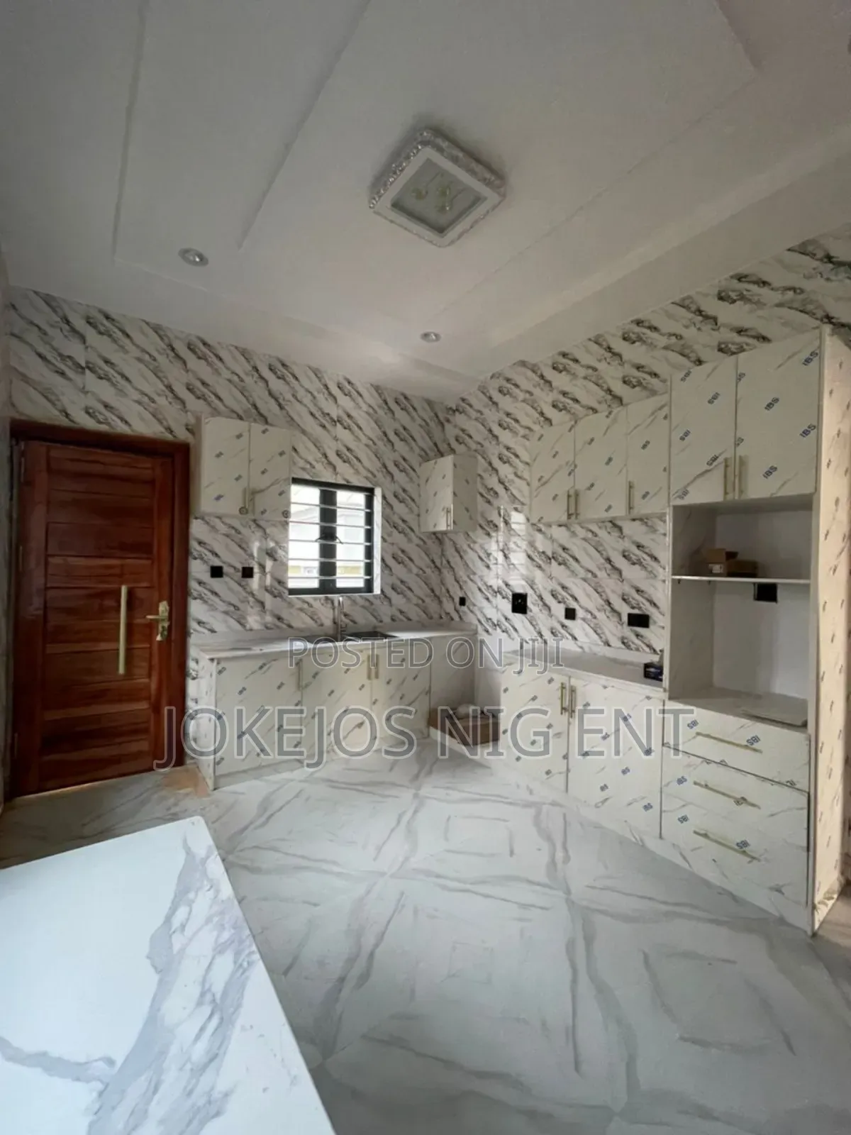3bdrm Duplex in Richland Estate for sale in Bogije