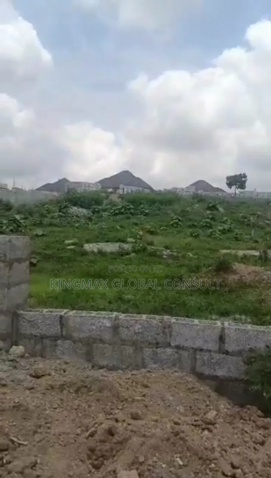 Distress Mega Property for Sale: Size: 2010sqm C of O in Guzape District