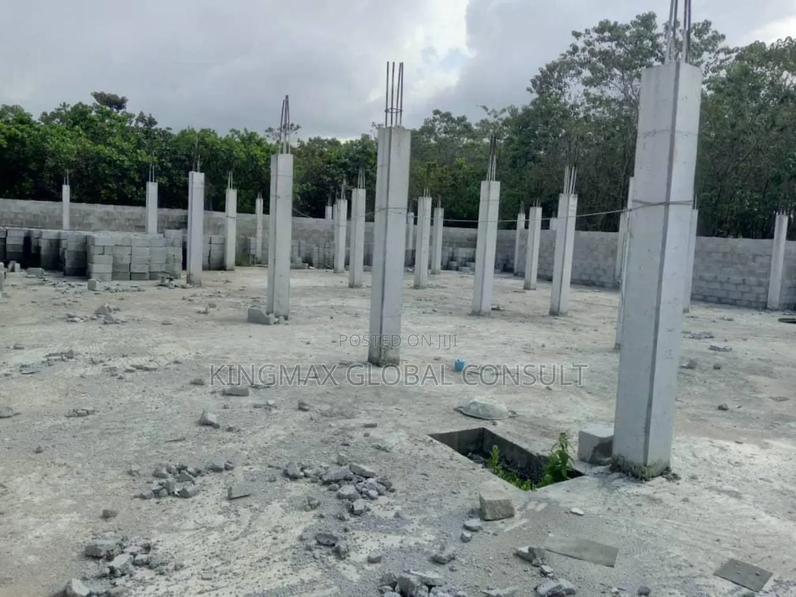 Commercial Unspecified Plot and Foundation for Plaza in Kaura