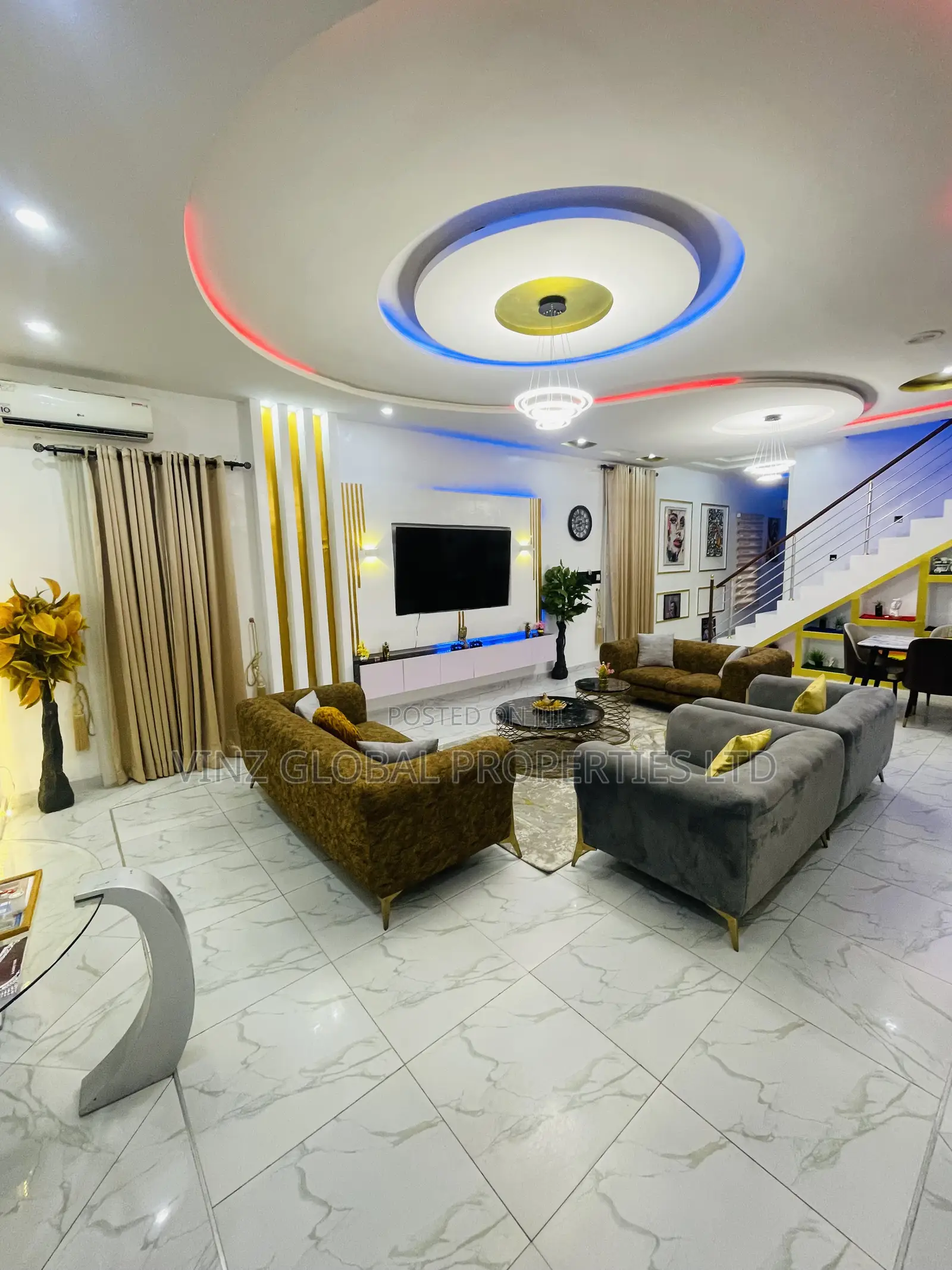 Exquisite 5 Bedroom Detached Duplex With Pool, Ps5, Snooker in Lekki