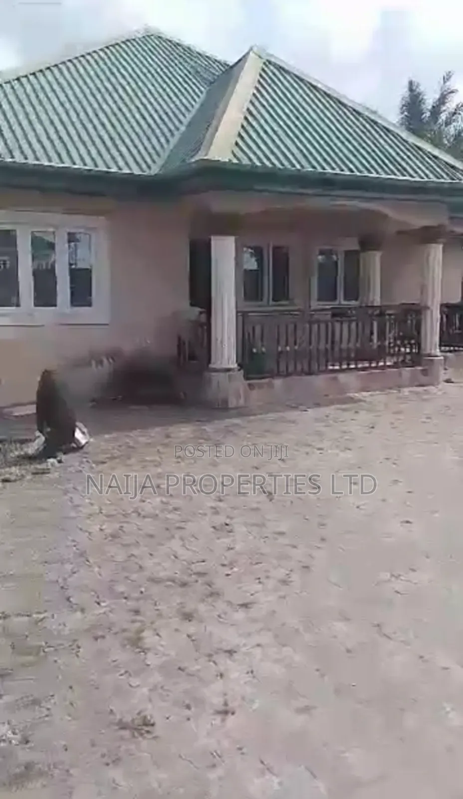 4bdrm Bungalow in Parapo, Awoyaya for sale in Awoyaya