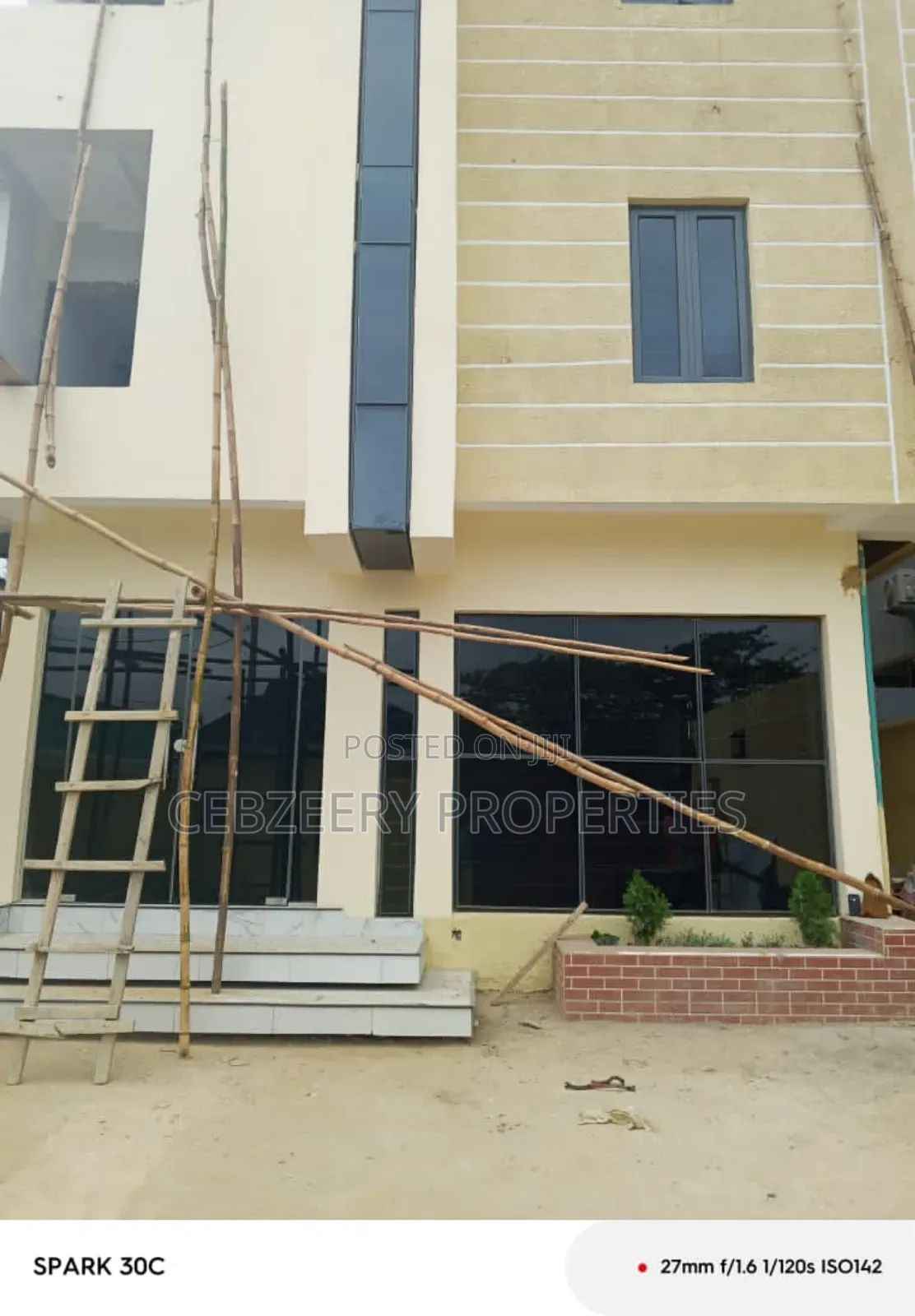 Office Space in Opebi