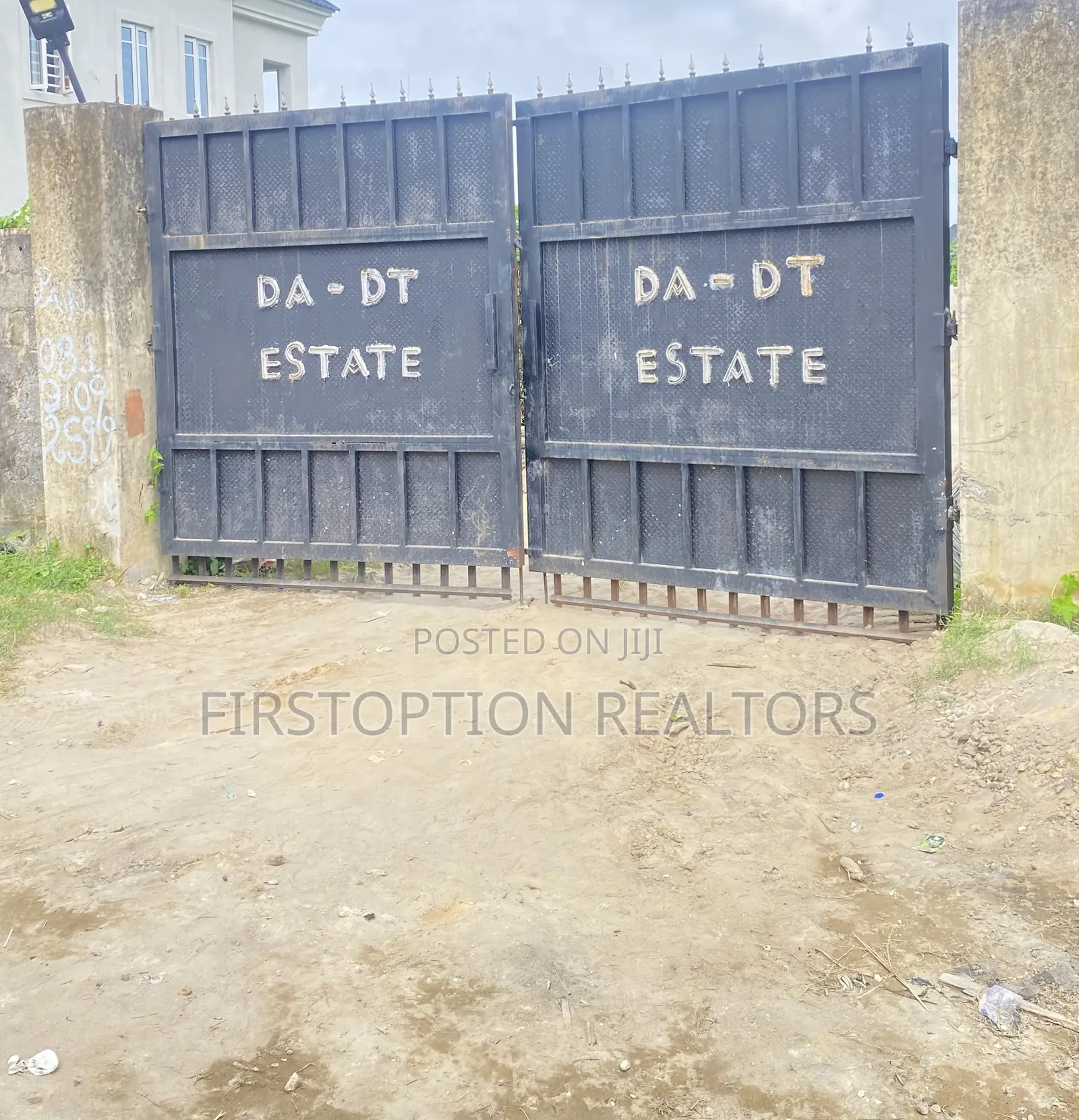 600sqm Land Opposite Giwa Gardens Behind Shoprite Sangotedo in Sangotedo