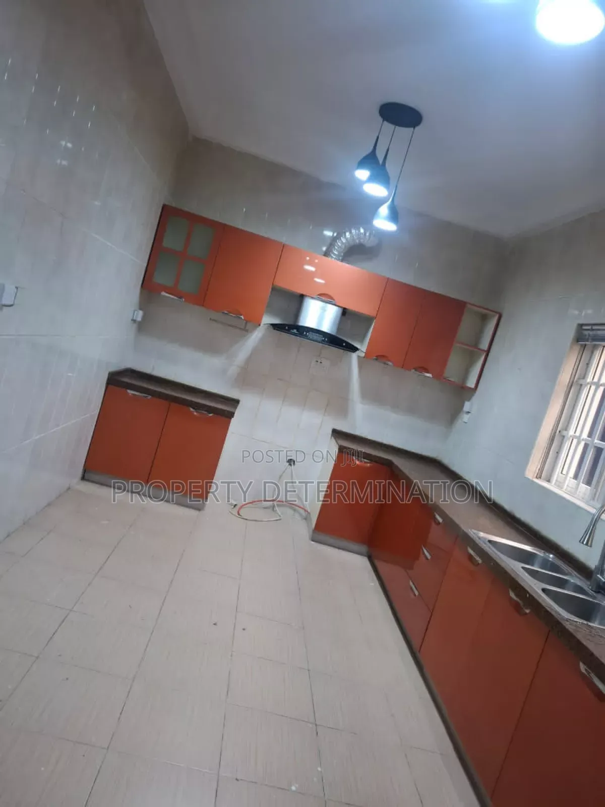 6bdrm Duplex in Omole Phase 2 for rent in Omole Phase 2
