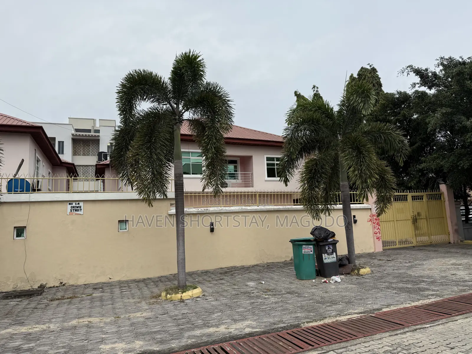 Furnished 5bdrm Duplex in Magodo Gra Phase 2 for sale in Lekki Phase 1