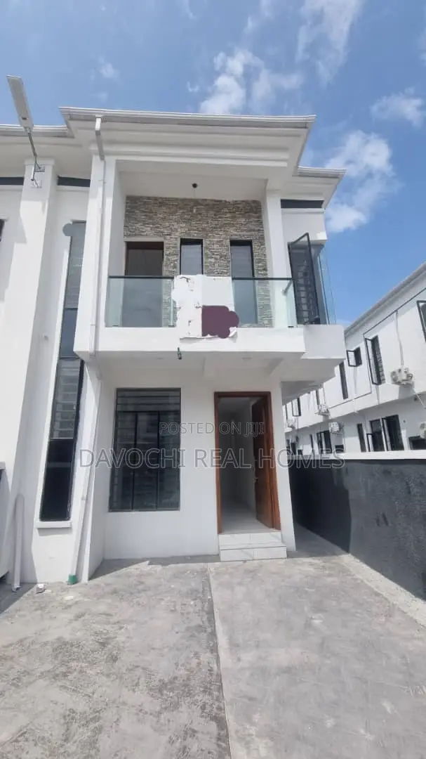 4bdrm Duplex in Ikota, Gra for rent in Ikota