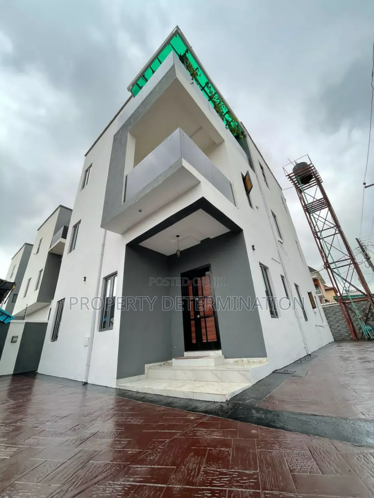 4bdrm Duplex in GRA Phase 1 for sale in GRA Phase 1