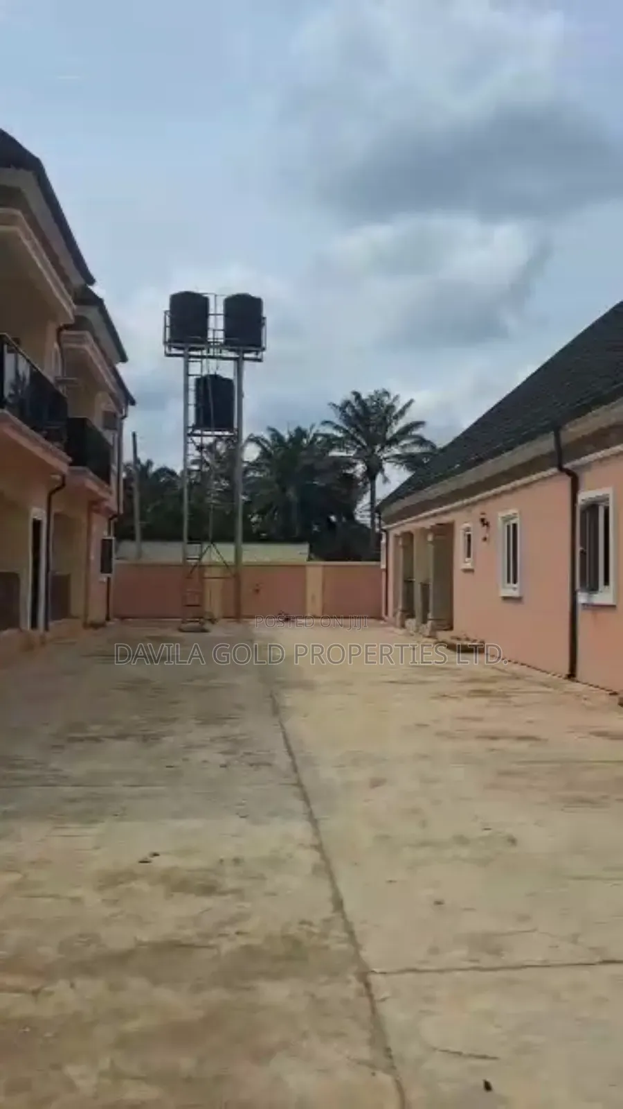 15bdrm Apartment in Benin City for sale in Benin City