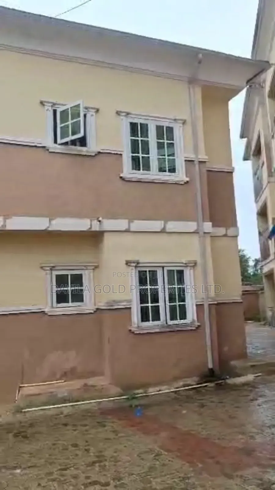 20bdrm Apartment in Benin City for sale in Benin City