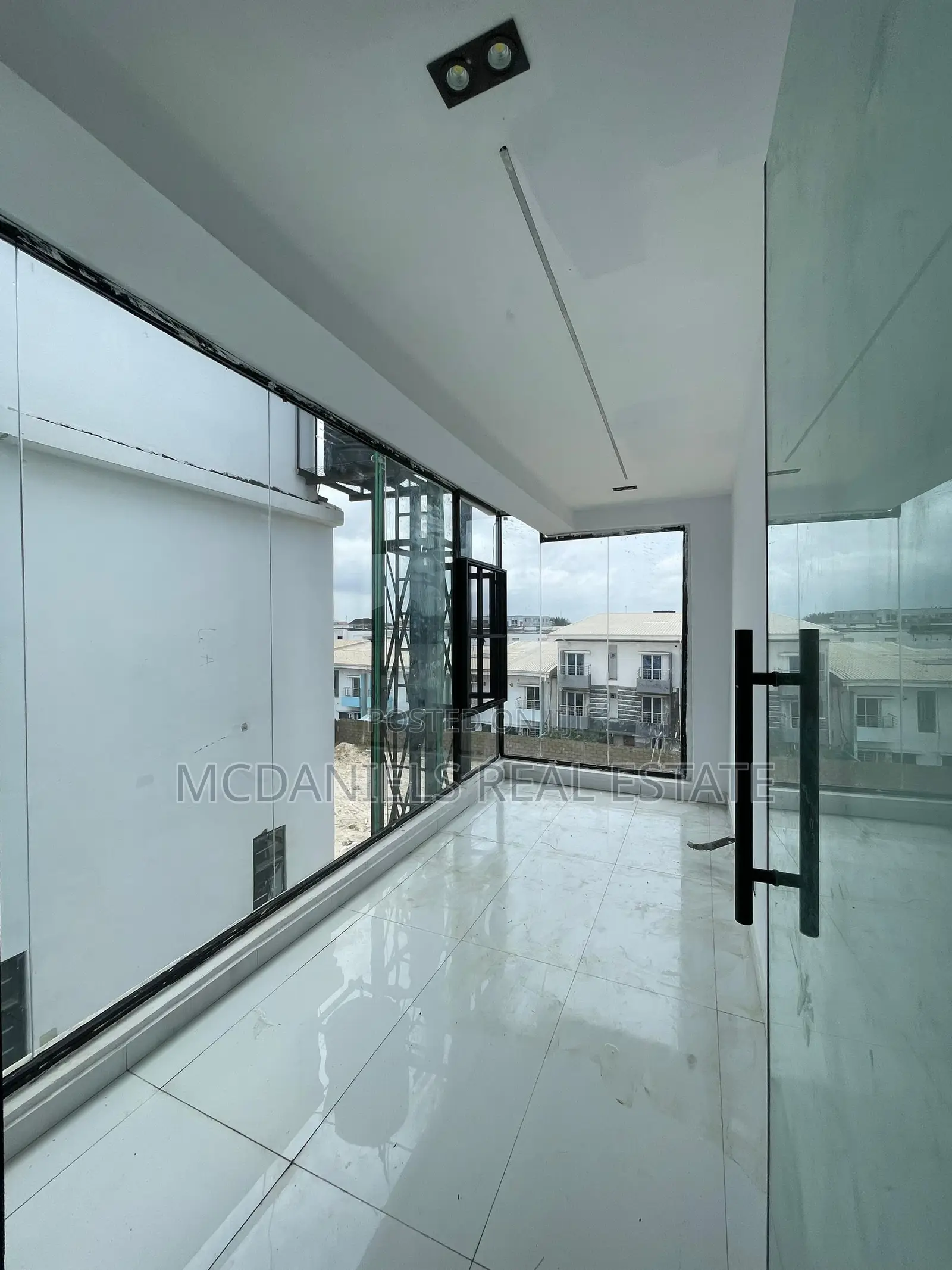 Furnished 5bdrm Duplex in Ikota for sale in Ikota