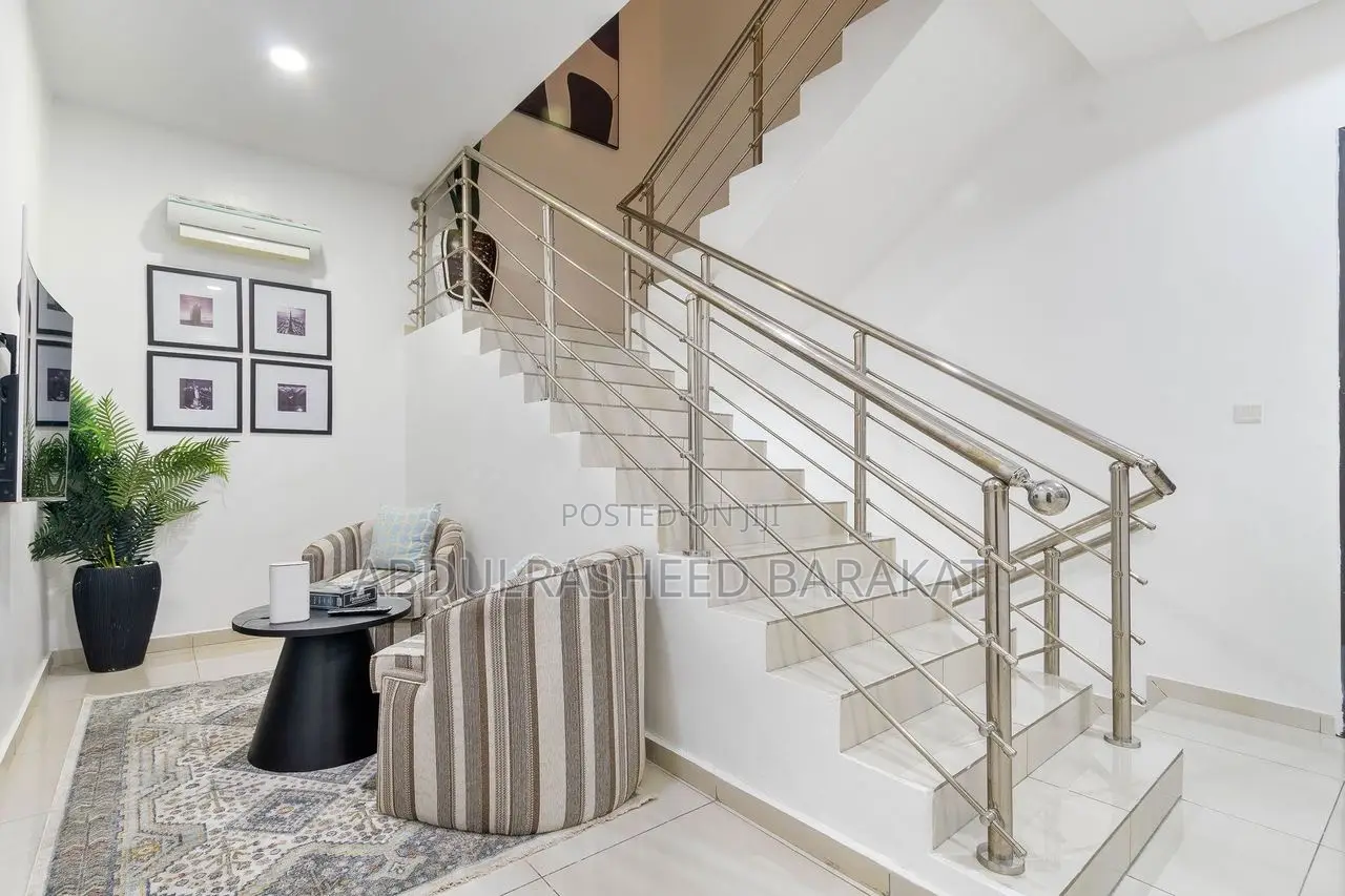 Luxury Four Bedroom With Pool Gym Cityview in Victoria Island